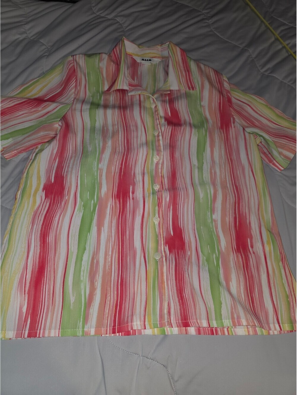Alia Woman's Petite Multicolored Striped Print Short Sleeve Blouse Size 8